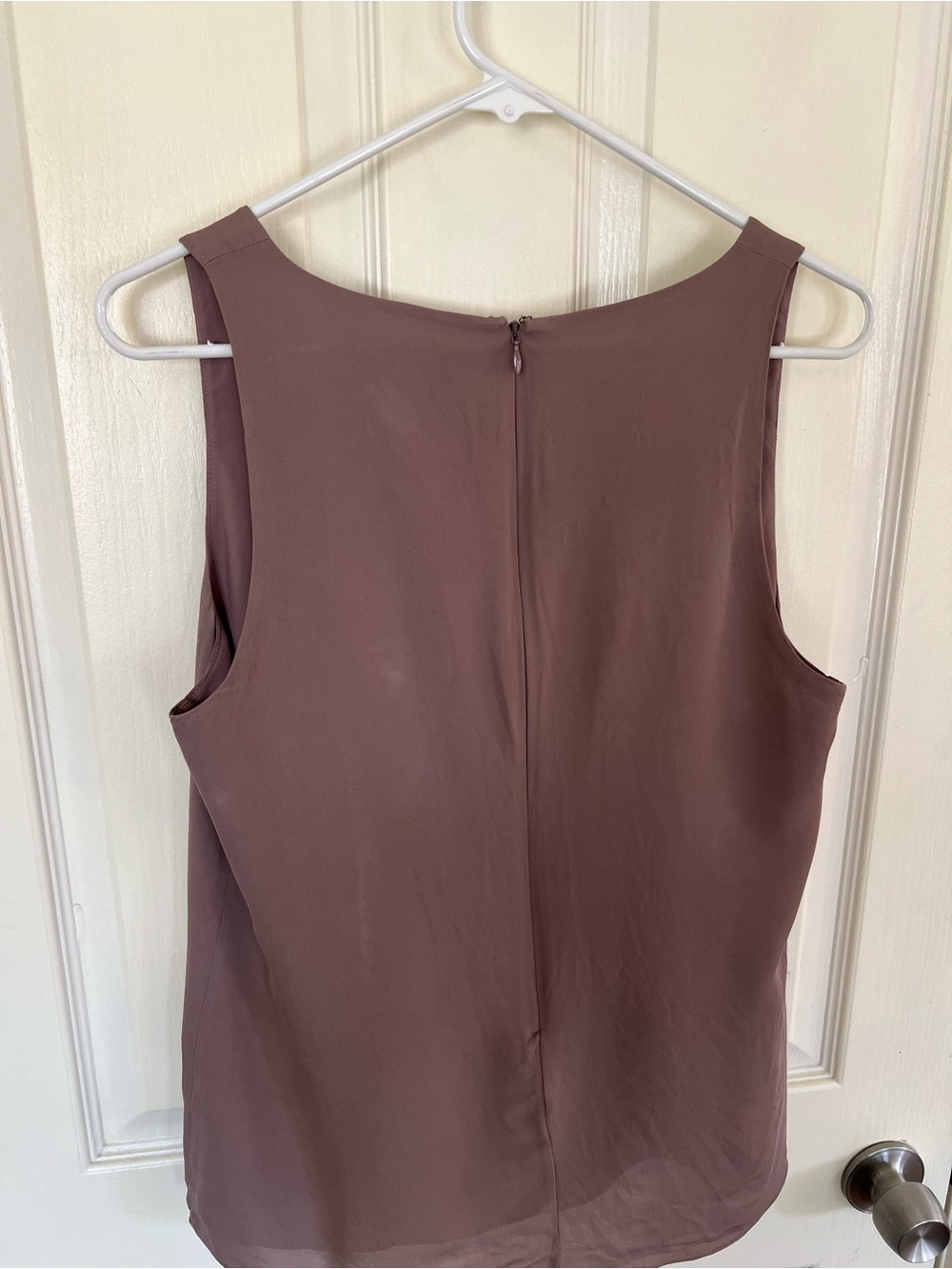 Theory Mauve Tank V-Neck Sleeveless Top - Picture 10 of 11